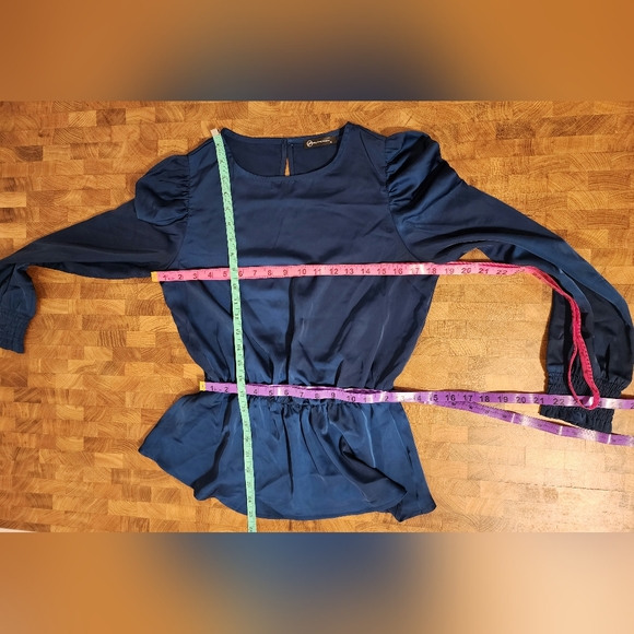 Peacock blouse by pretty garden size small, long sleeve - Picture 14 of 16